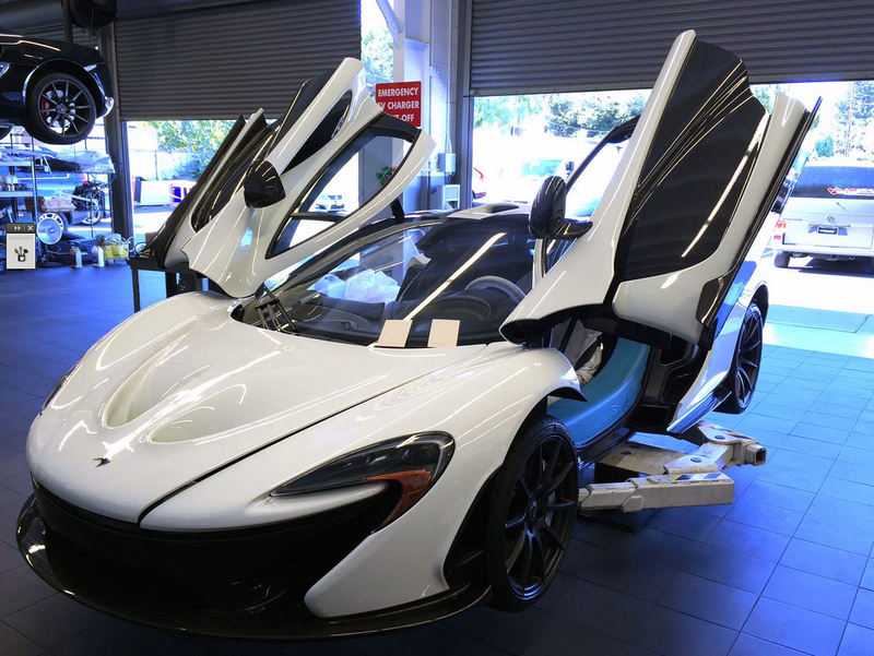 Illustration for article titled Mclaren P1 delivered